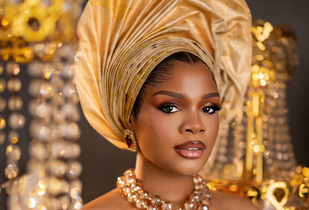 Shimmering-Bridal-Look4