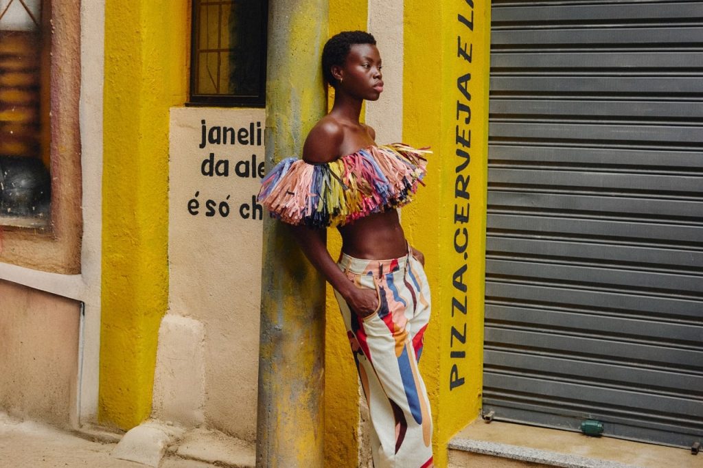 Copy-of-FEATURE-SIZE-23