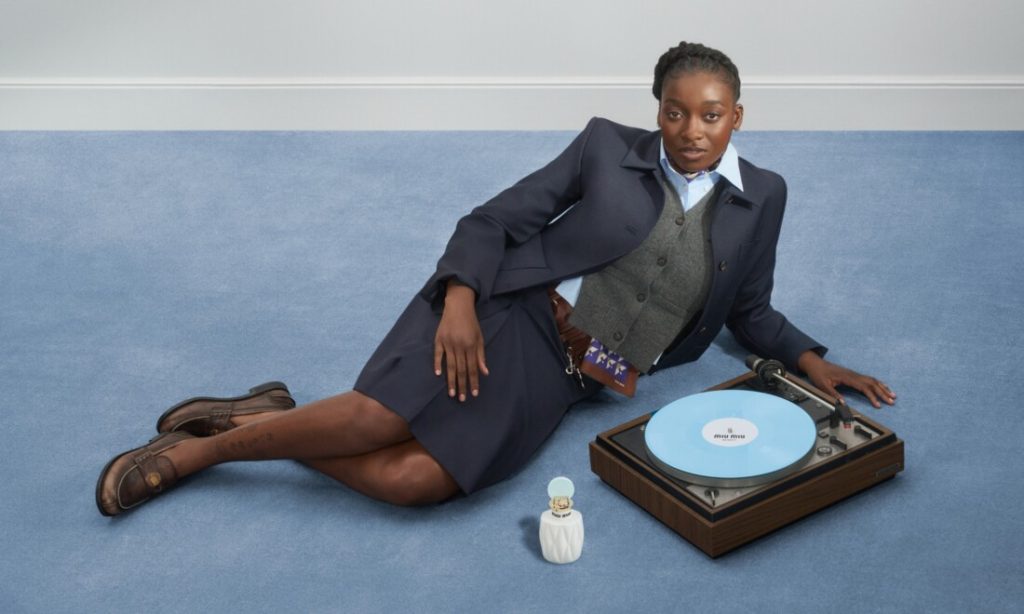Little-Simz-Miu-Miu-Fleur-de-Lait-1100x660