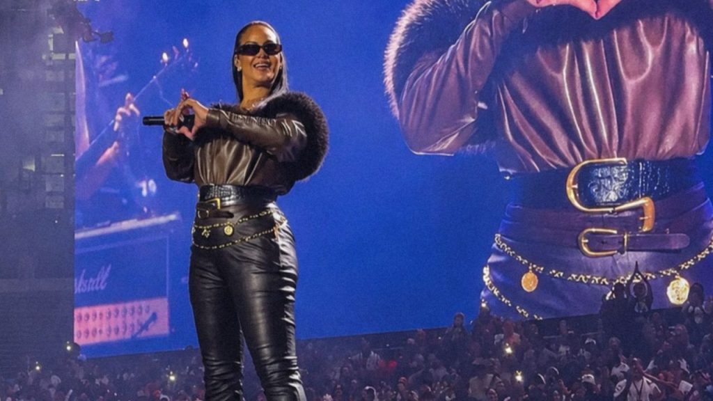 RIHANNA leather_07-13-26