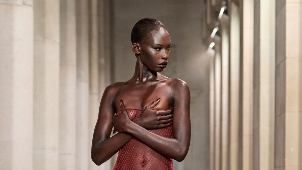 00001-mowalola-spring-2027-ready-to-wear-credit-gorunway (1)